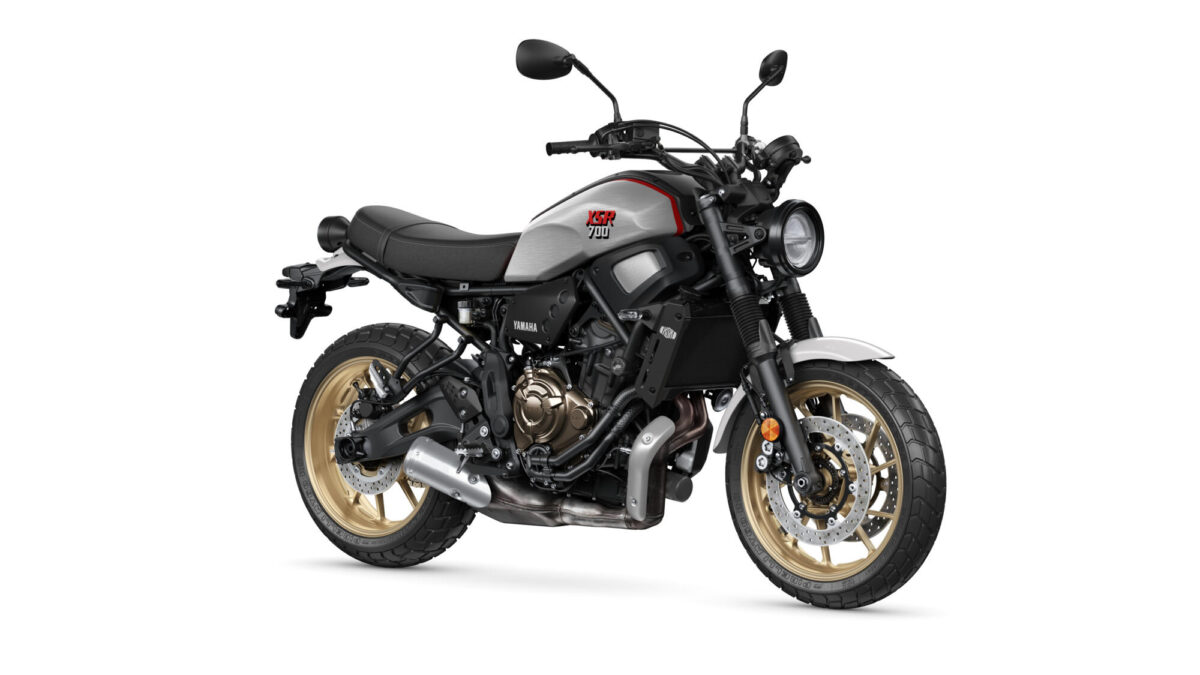 Moto XSR 700 XTribute Yamaha