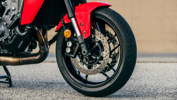 Moto Tracer 9 Yamaha - immagine 9